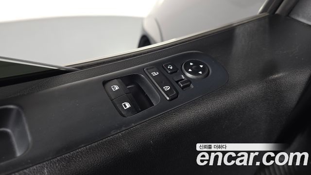 Hyundai Staria 2022 — photo 29