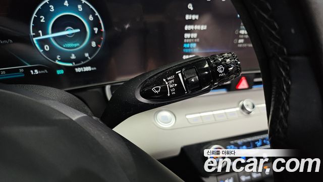 Hyundai AVANTE 2021 — photo 24