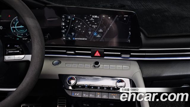 Hyundai AVANTE 2021 — photo 25