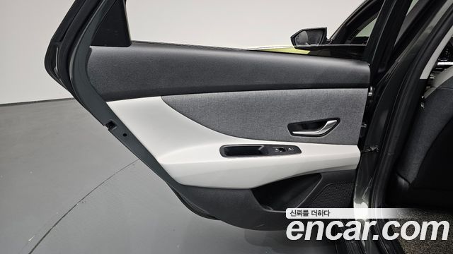 Hyundai AVANTE 2021 — photo 15
