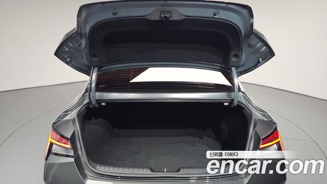 Hyundai AVANTE 2021 — photo 33