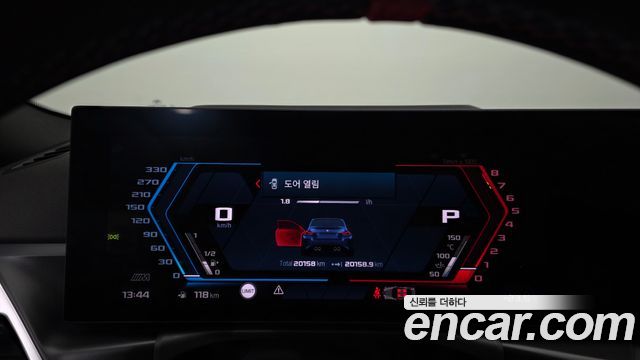 BMW M2 2025 — photo 8