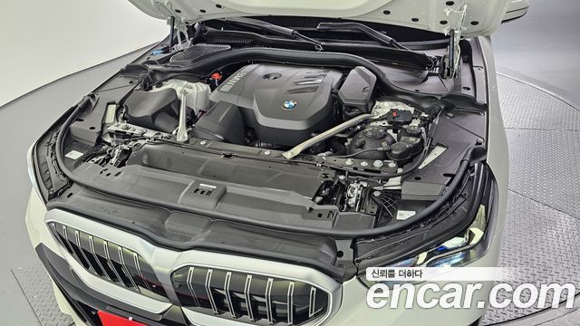 BMW 5-Series 2026 — photo 6
