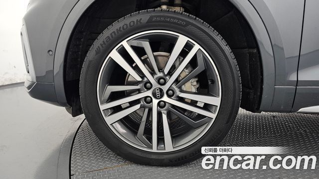 Audi Q5 2021 — photo 5