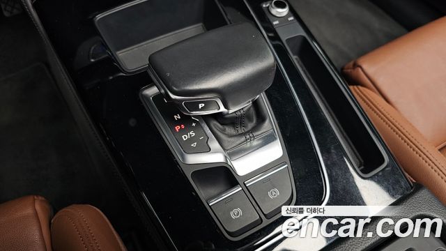 Audi Q5 2021 — photo 12