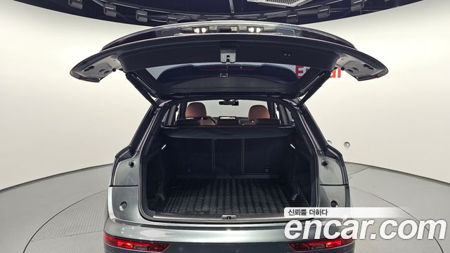 Audi Q5 2021 — photo 26