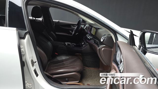 Mercedes-Benz CLS-Class 2019 — photo 17