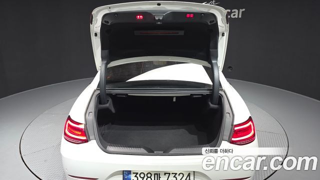 Mercedes-Benz CLS-Class 2019 — photo 26