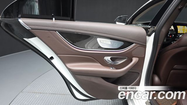 Mercedes-Benz CLS-Class 2019 — photo 15