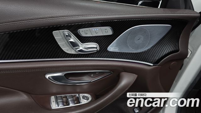Mercedes-Benz CLS-Class 2019 — photo 31