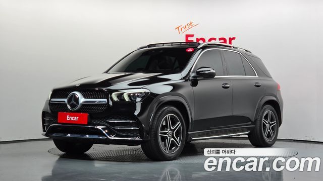 Mercedes-Benz GLE-Class 2021 — photo 1
