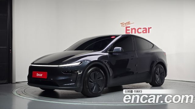 Tesla Model Y 2026 — photo 1
