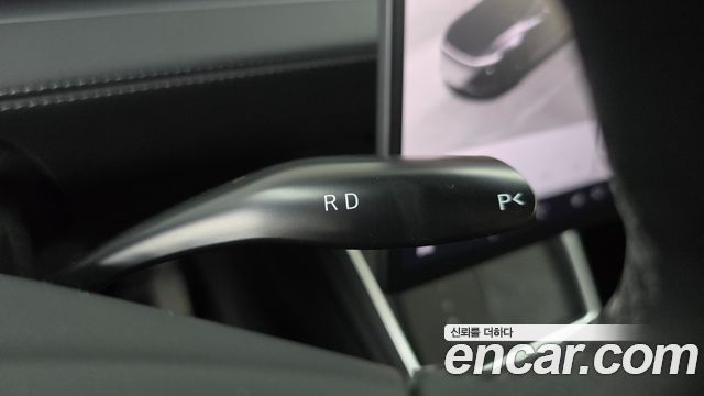 Tesla Model Y 2026 — photo 31