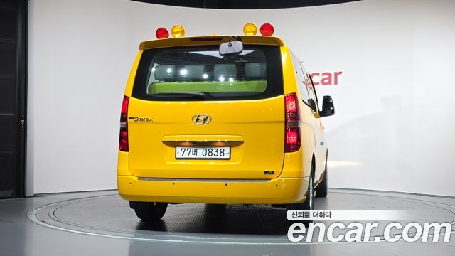 Hyundai Starex 2019 — photo 4