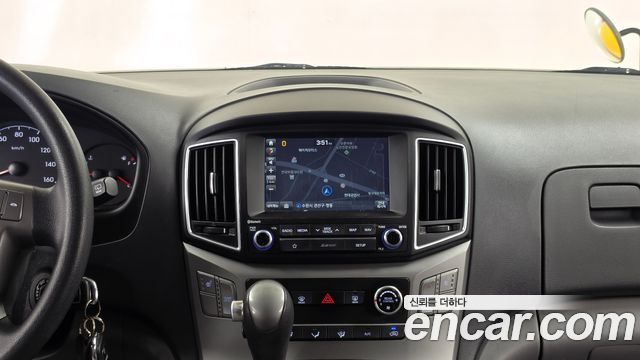 Hyundai Starex 2019 — photo 20