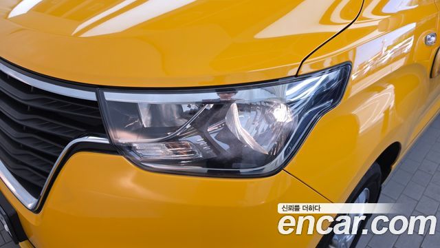 Hyundai Starex 2019 — photo 8