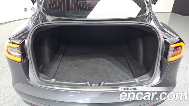 Tesla Model 3 2020 — photo 23