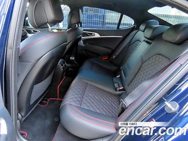 Genesis G70 2019 — photo 11