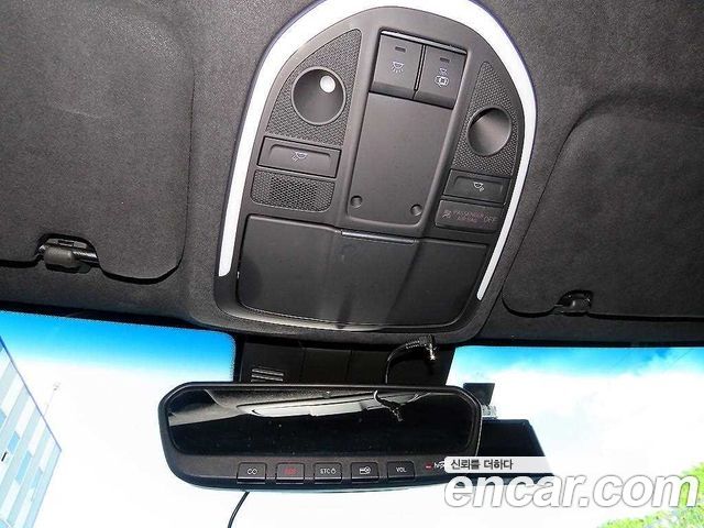 Genesis G70 2019 — photo 15