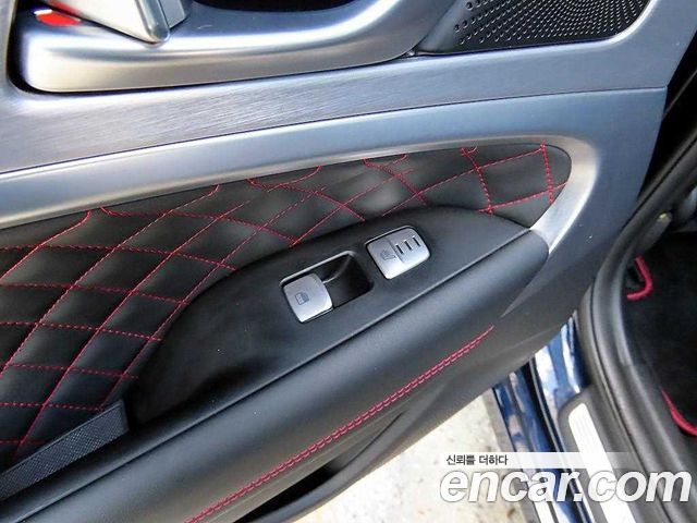 Genesis G70 2019 — photo 16