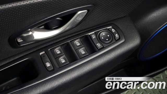 Renault Korea SM3 2019 — photo 15