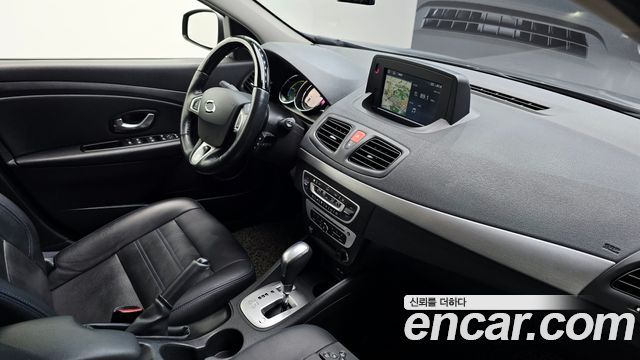 Renault Korea SM3 2019 — photo 19