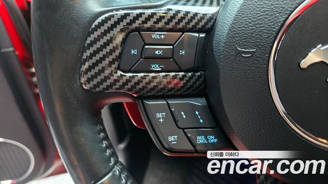 Ford Mustang 2019 — photo 15