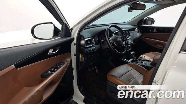 Kia Sorento 2019 — photo 13