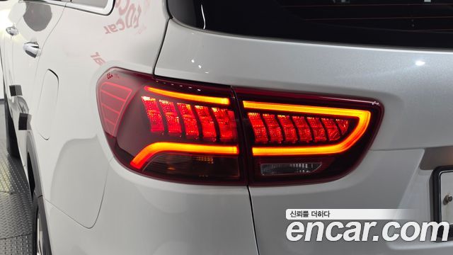Kia Sorento 2019 — photo 9