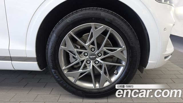 Genesis GV70 2022 — photo 7