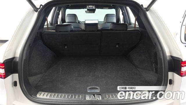 Genesis GV70 2022 — photo 30