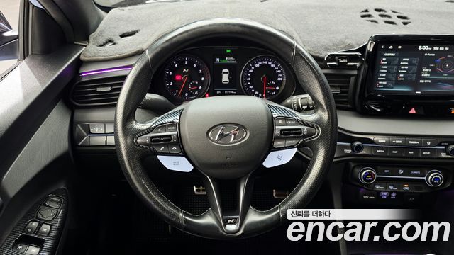 Hyundai Veloster 2019 — photo 13