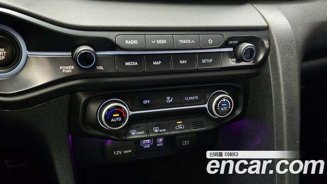Hyundai Veloster 2019 — photo 18