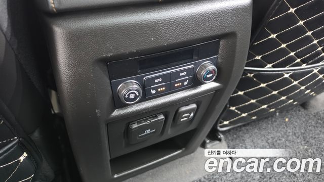 Chevrolet Korea Traverse 2020 — photo 25