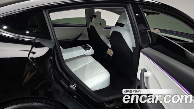 Tesla Model 3 2024 — photo 18