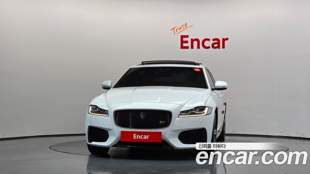 Jaguar XF 2017 — photo 3