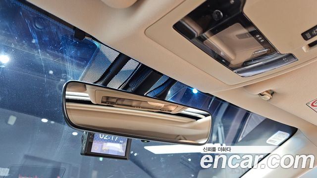 Lexus ES 2018 — photo 26