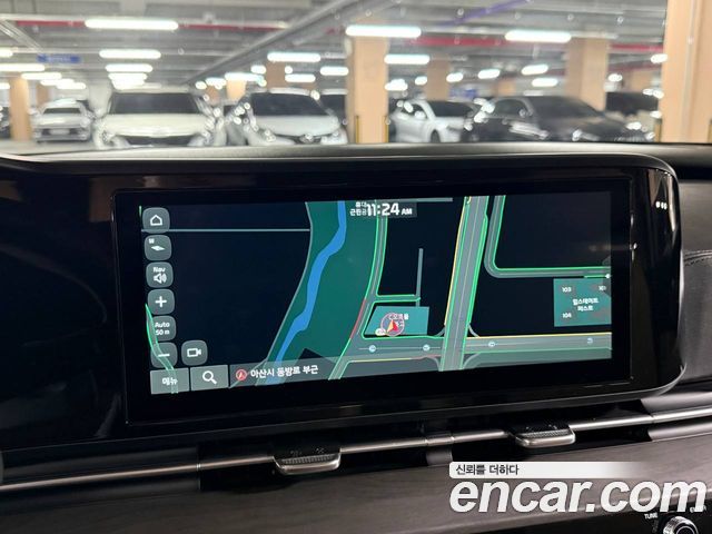 Kia Canival 2023 — photo 11