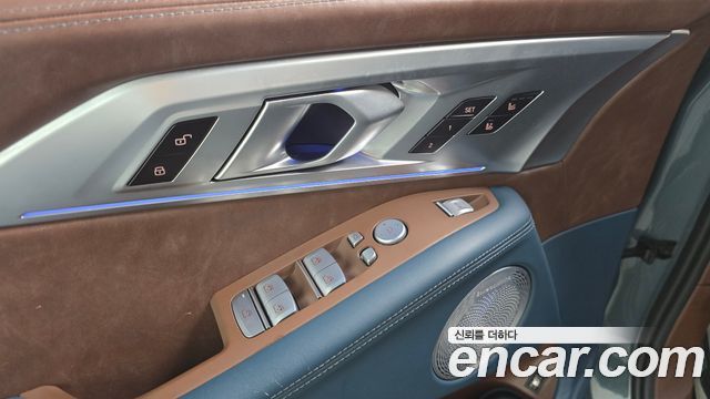 BMW XM 2023 — photo 20