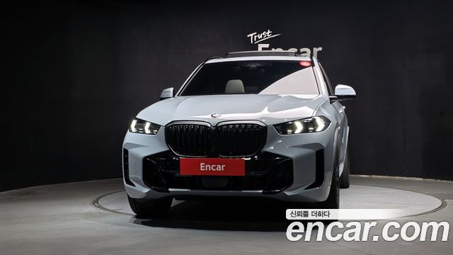 BMW X5 2026 — photo 3