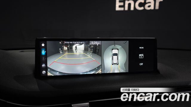 Genesis GV70 2021 — photo 21