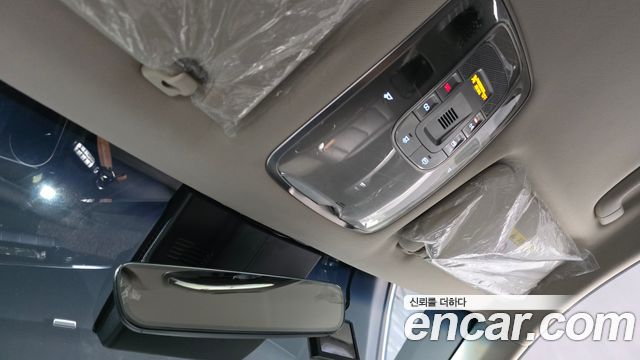 Genesis GV70 2021 — photo 30