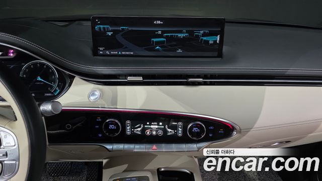 Genesis GV70 2023 — photo 19