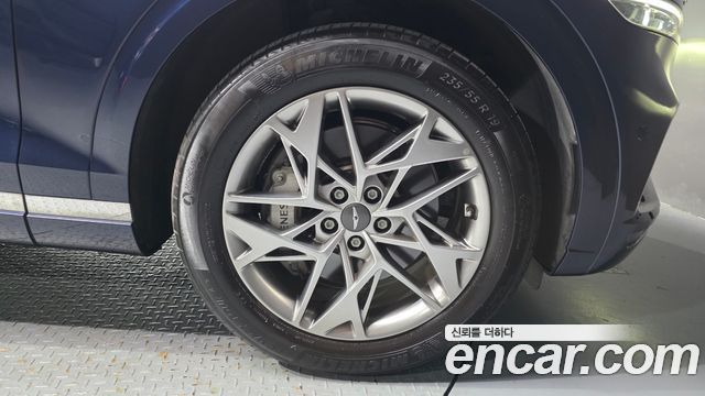 Genesis GV70 2023 — photo 7