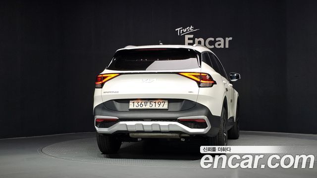 Kia Sportage 2023 — photo 4