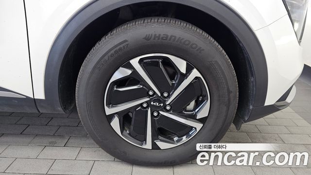 Kia Sportage 2023 — photo 7