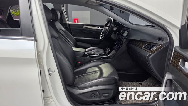 Hyundai Sonata 2017 — photo 11