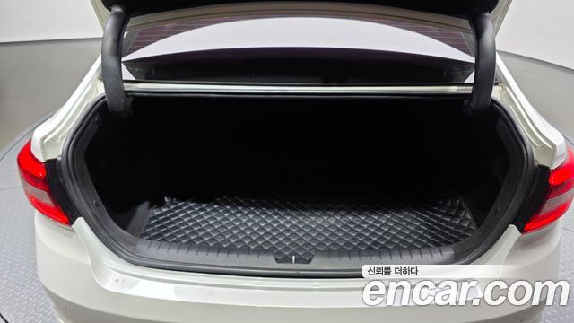 Hyundai Sonata 2017 — photo 20