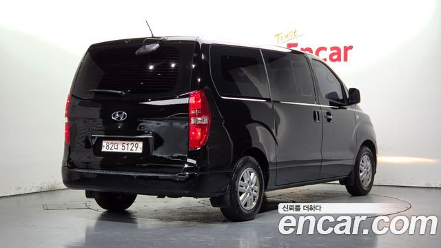 Hyundai Starex 2020 — photo 2
