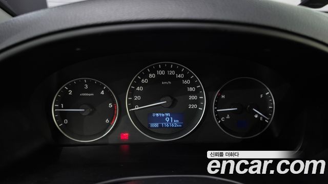 Hyundai Starex 2020 — photo 11